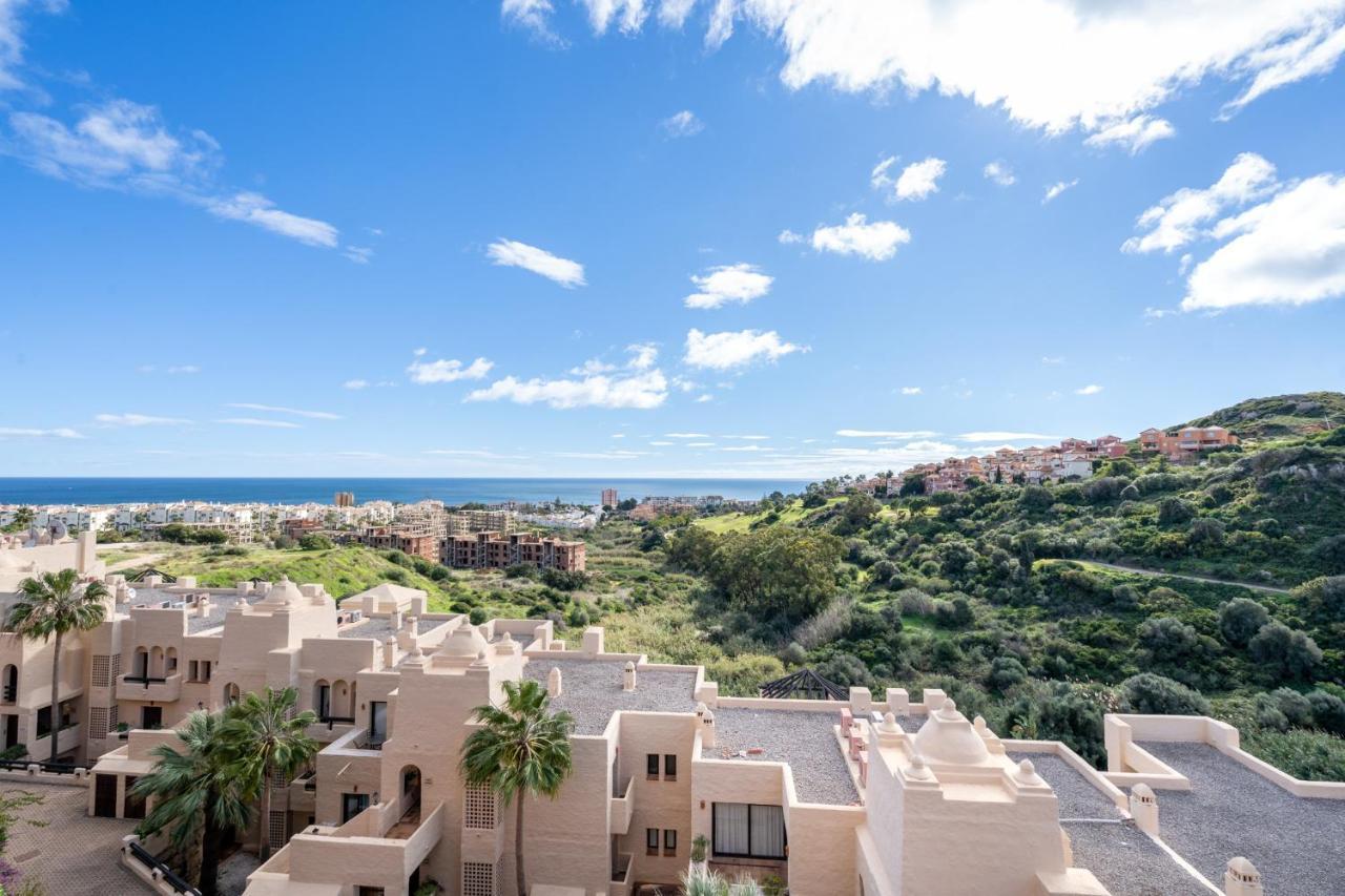9 Penthouse With Amazing Sea Views, Close To Golf Manilva Duquesa Екстер'єр фото