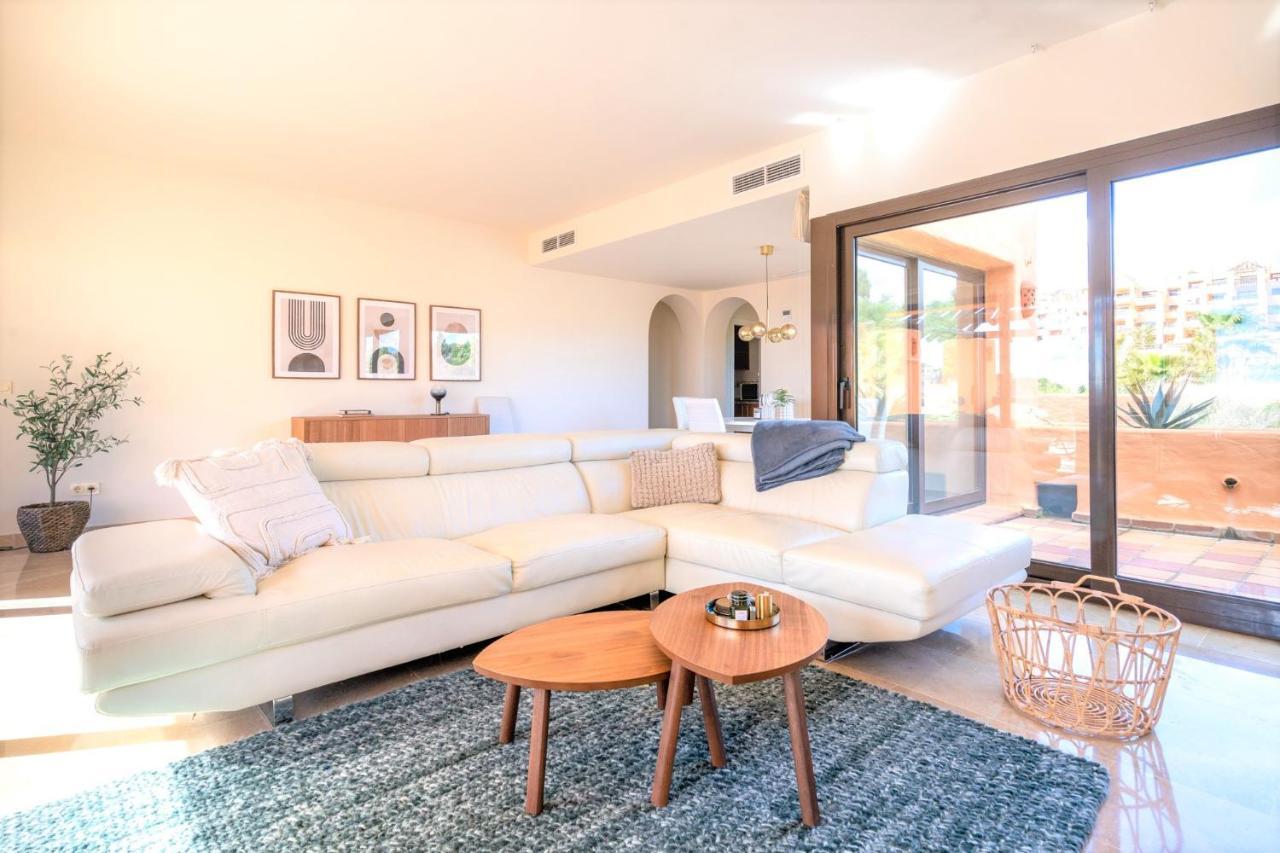 9 Penthouse With Amazing Sea Views, Close To Golf Manilva Duquesa Екстер'єр фото