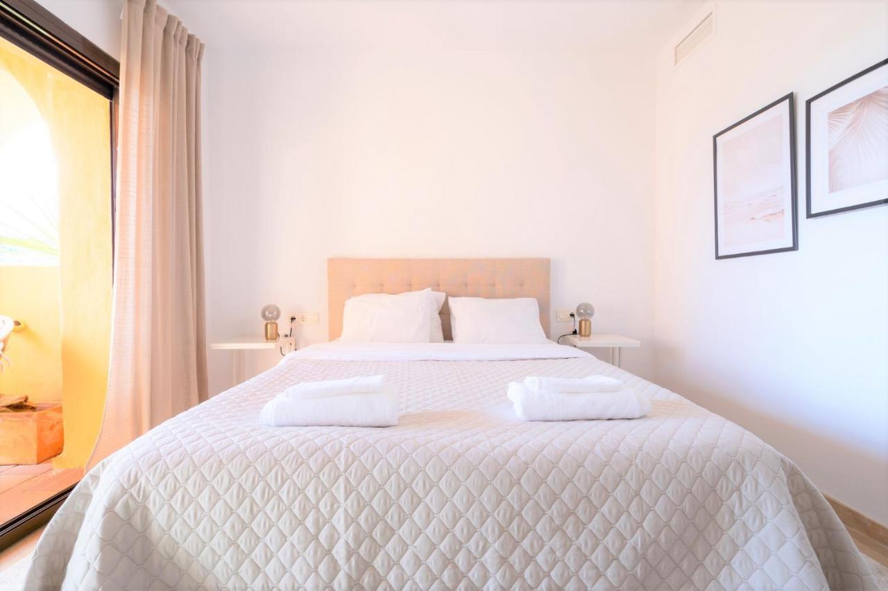 9 Penthouse With Amazing Sea Views, Close To Golf Manilva Duquesa Екстер'єр фото