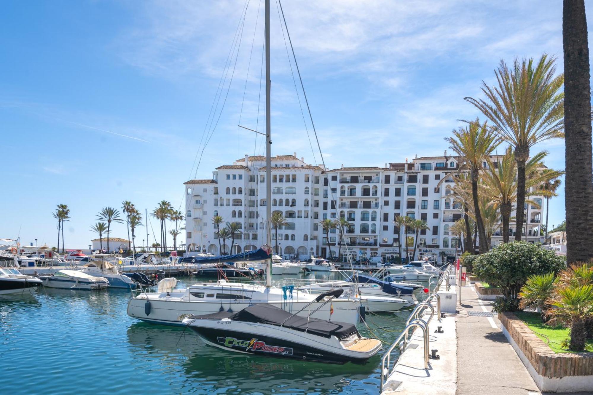 9 Penthouse With Amazing Sea Views, Close To Golf Manilva Duquesa Екстер'єр фото